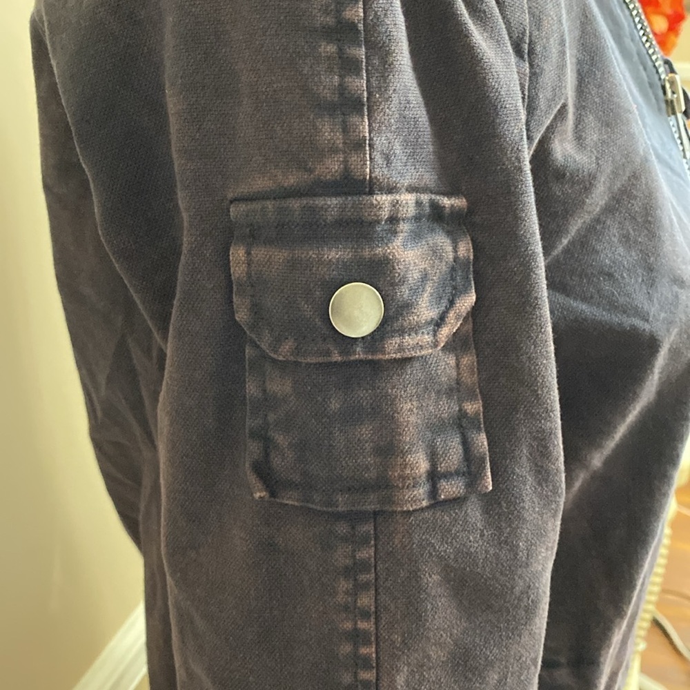 Chaser Vintage Wash Denim Jacket Medium NWT - Picture 3 of 9